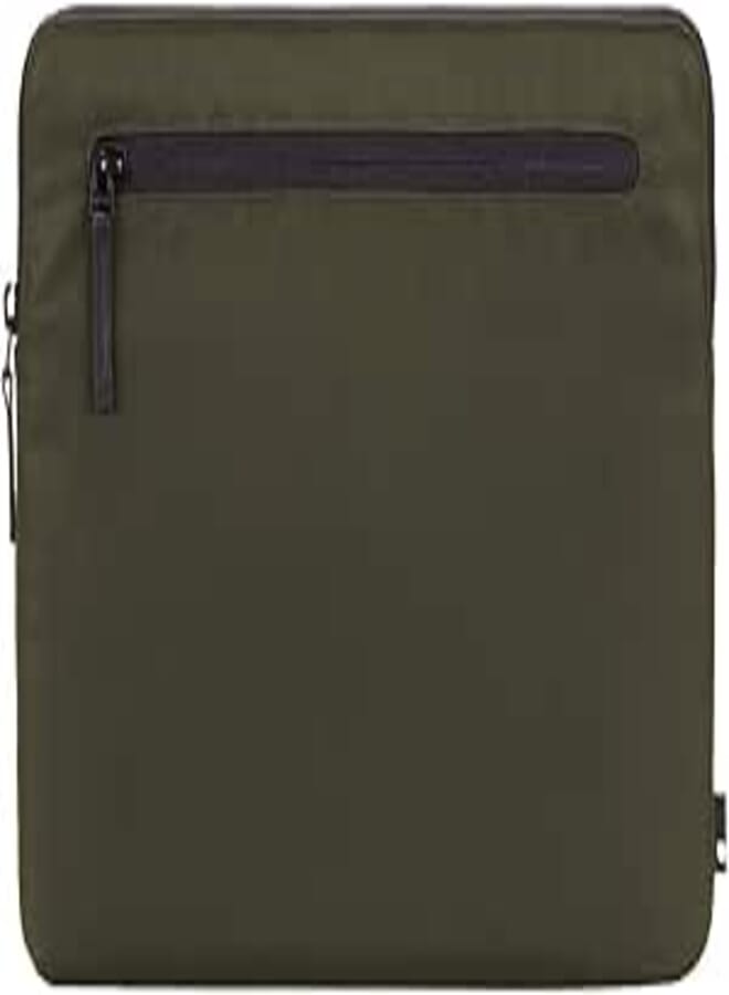 Incase Compact Sleeve in Flight Nylon for MacBook Pro 15" & 16"